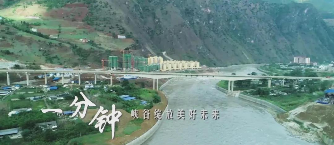 怒江最美公路旅游 怒江最美公路旅游